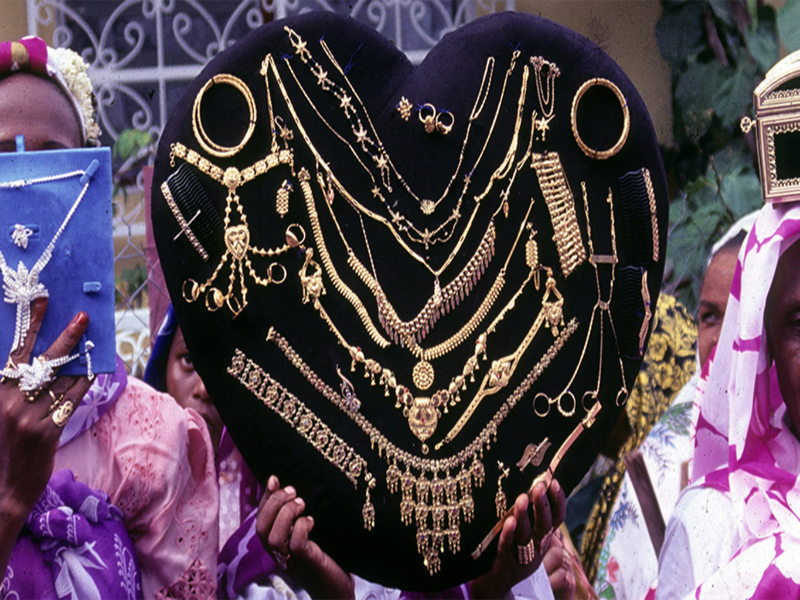 Bijouterie Et Joaillerie Traditionnelle